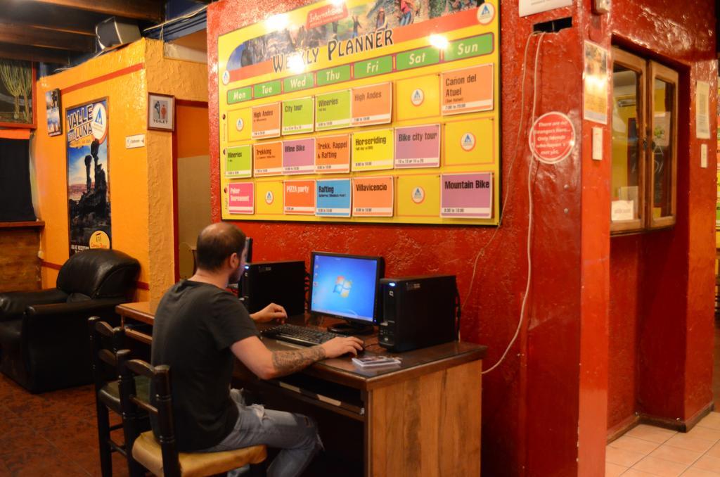 Hostel Internacional Mendoza Extérieur photo