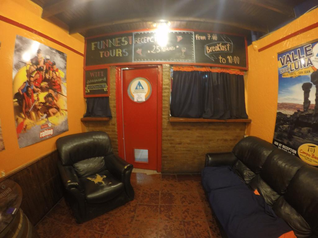 Hostel Internacional Mendoza Extérieur photo